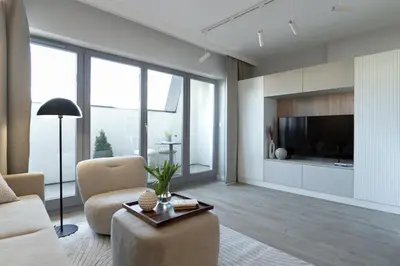 Telewizja i/lub zestaw kina domowego w obiekcie Hillhouse by MW Estates Self Check-in 24h