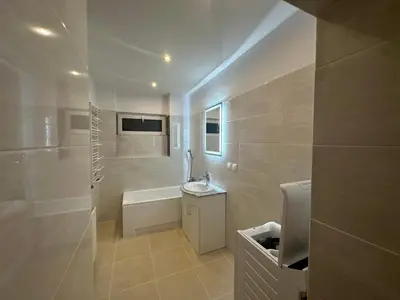 Łazienka w obiekcie Apartament blisko Krzywej Wieży Dostęp za pomocą kodu