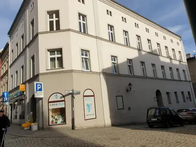 Budynek, w którym mieści się apartament