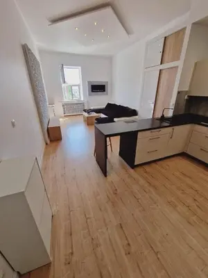 Kuchnia lub aneks kuchenny w obiekcie Przytulny apartament z widokiem na Rynek
