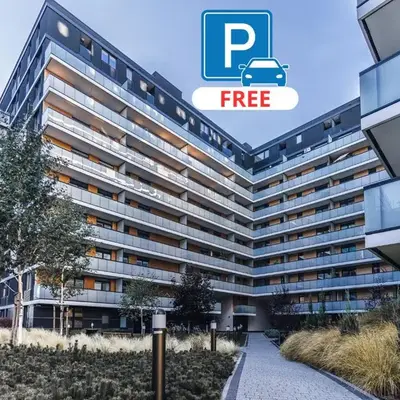 Pure Home Premium Apartments - Free Parking & AC