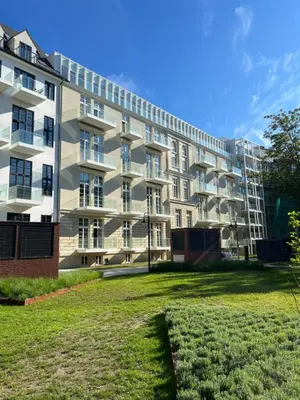Budynek, w którym mieści się apartament