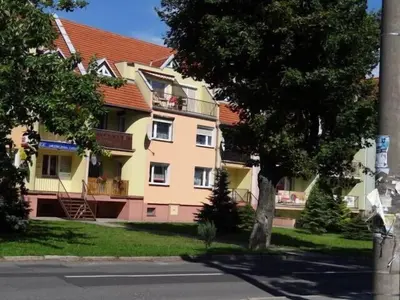 Budynek, w którym mieści się apartament