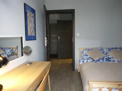 Łóżko lub łóżka w pokoju w obiekcie Apartament Glatz - na Letniej, Kłodzko, winda, garaż podziemny, balkon z widokiem na góry