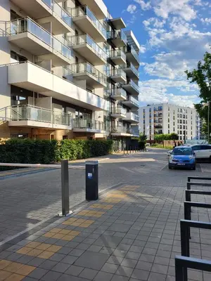 Budynek, w którym mieści się apartament
