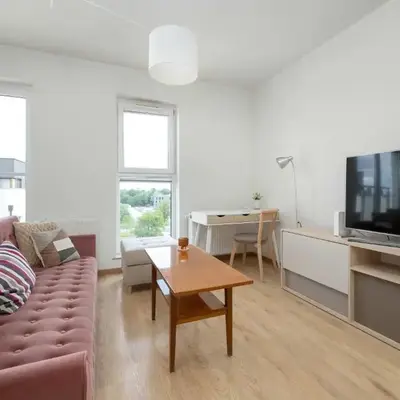 Cozy Apartment Wrocław with Garage Access by Noclegi Renters