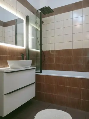 Łazienka w obiekcie Apartament z Widokiem, wygodny Apartament z sypialnią, kuchnią i salonem, 47m2, bezpłatny garaż