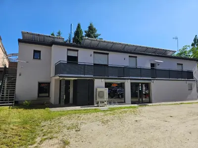 Budynek, w którym mieści się apartament
