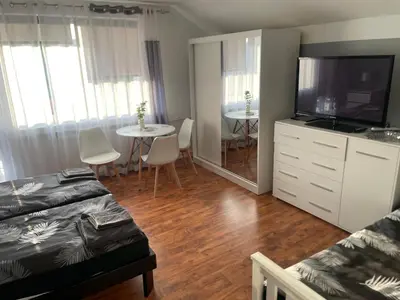 Telewizja i/lub zestaw kina domowego w obiekcie Pension u Danuśki z Bogdańca