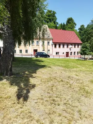 Budynek, w którym mieści się apartament