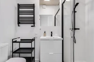 Łazienka w obiekcie Legnicka 60C by Homeprime