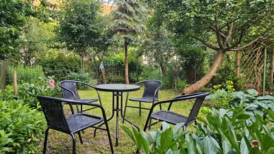 Ogród w obiekcie Kotsisa Apartament Wrocław