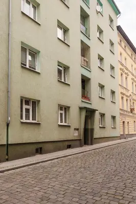Budynek, w którym mieści się apartament
