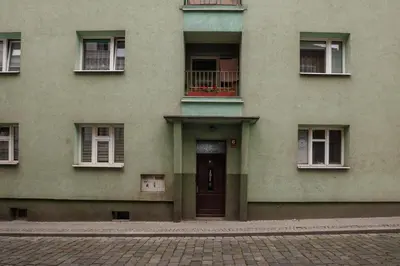 Budynek, w którym mieści się apartament