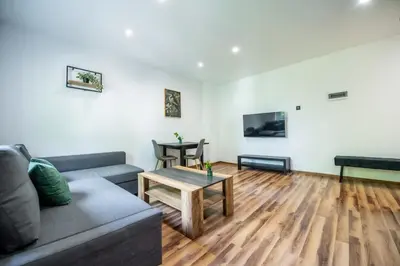 Telewizja i/lub zestaw kina domowego w obiekcie Apartament Lipowa 26
