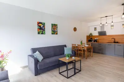 Kuchnia lub aneks kuchenny w obiekcie Apartament Przystanek Kudowa Centrum