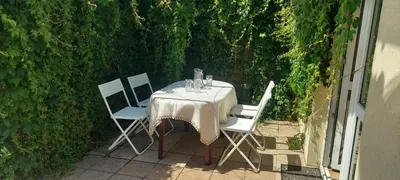 Ogród w obiekcie Zielone Gniazdo