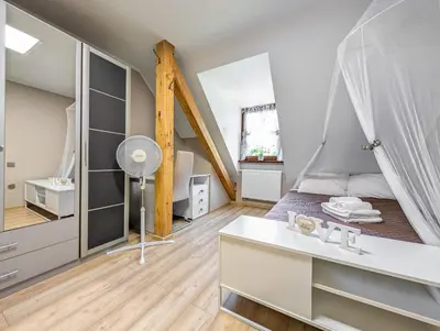 Plan piętra w obiekcie Swing & Serenity Apartment by BookingHost