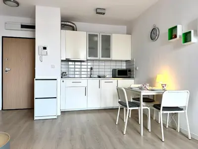 Kuchnia lub aneks kuchenny w obiekcie Dubois 7 Apartment - Self Check-In 20h - LIFT