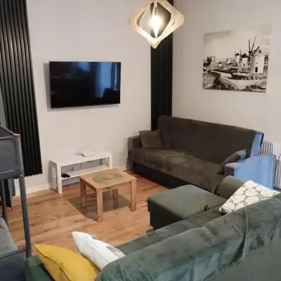 Apartament 103