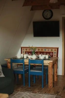 Telewizja i/lub zestaw kina domowego w obiekcie Siódme Niebo domek w górach