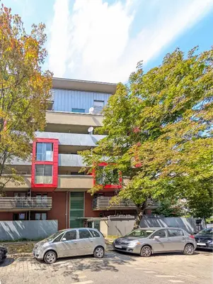 Budynek, w którym mieści się apartament