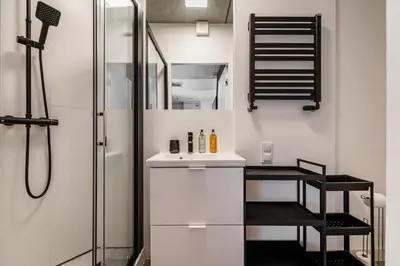 Kuchnia lub aneks kuchenny w obiekcie RentPlanet - Studio Legnicka