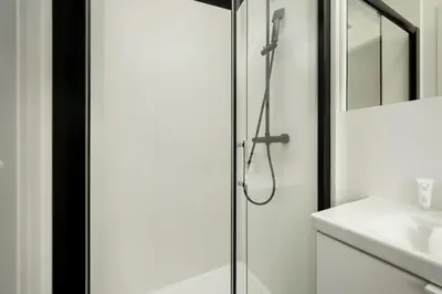 Łazienka w obiekcie Legnicka Cozy & Modern Studio in Wrocław by Noclegi Renters