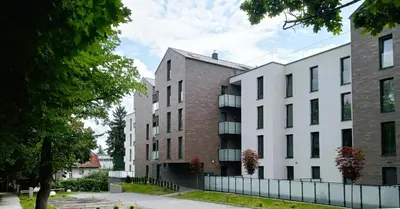 Budynek, w którym mieści się apartament