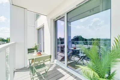 Balkon lub taras w obiekcie Rent Invest - Braniborska Apartament Parking Klimatyzacja
