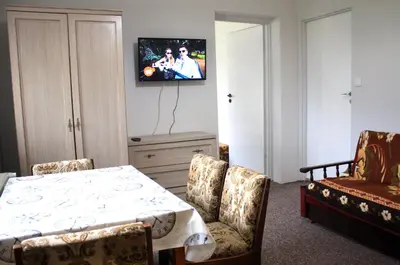 Telewizja i/lub zestaw kina domowego w obiekcie Zielona Dolina