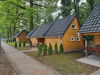 Budynek, w którym mieści się ośrodek wypoczynkowy