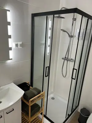 Łazienka w obiekcie Apartament Szmaragd