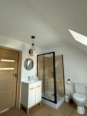 Łazienka w obiekcie Apartament u Kuby z kącikiem zabaw