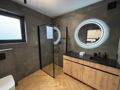 Łazienka w obiekcie Domek z Sauną i Jacuzzi Leśne SPA