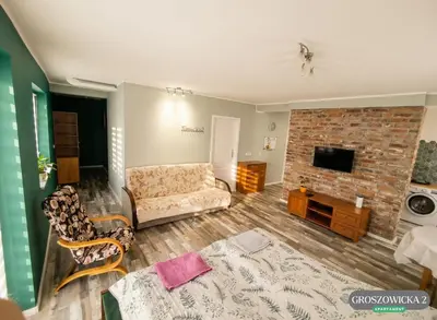 Telewizja i/lub zestaw kina domowego w obiekcie Apartament 40m2 Opole i Darmowy Parking