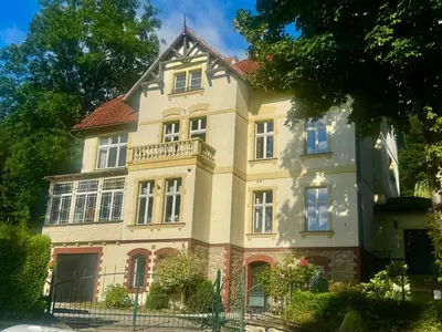 Budynek, w którym mieści się apartament