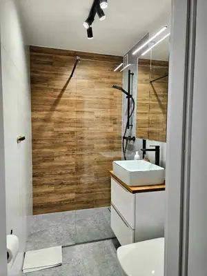 Łazienka w obiekcie Apartament Kozielska z balkonem, klimatyzacja, darmowy Parking