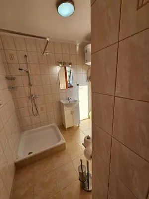Łazienka w obiekcie Pokoje Szmaragd