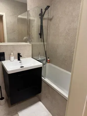 Łazienka w obiekcie K73UrbanNest