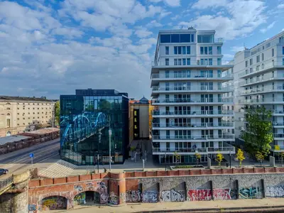 Budynek, w którym mieści się apartament