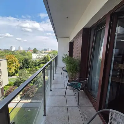 Balkon lub taras w obiekcie ZIELONA Walonska, free parking
