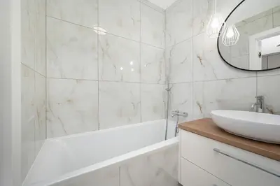 Łazienka w obiekcie Stylish One Bedroom Apartment in Wrocław by Noclegi Renters