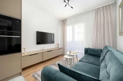 Telewizja i/lub zestaw kina domowego w obiekcie Stylish One Bedroom Apartment in Wrocław by Noclegi Renters