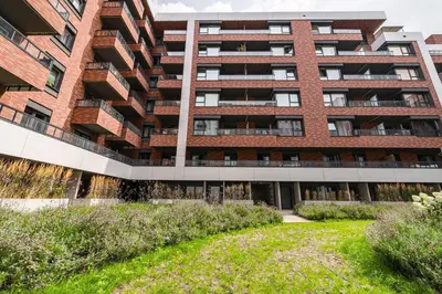 Budynek, w którym mieści się apartament