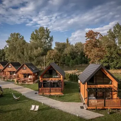 Nova Osada Widok na Góry - domki z prywatnym jacuzzi
