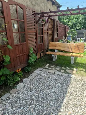 Ogród w obiekcie Pokoje gościnne Cyraneczka