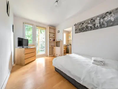 Łóżko lub łóżka w pokoju w obiekcie Pochyła Comfort Studio by BookingHost
