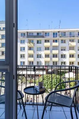 Balkon lub taras w obiekcie Świdnicka 8b Market View Balcony - ProperUNIT