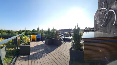 Balkon lub taras w obiekcie AMapartments Sienkiewicza Residence - Ekskluzywny apartament w sercu Wrocławia z dostępem do tarasu na dachu